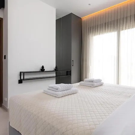 Golf Villa *